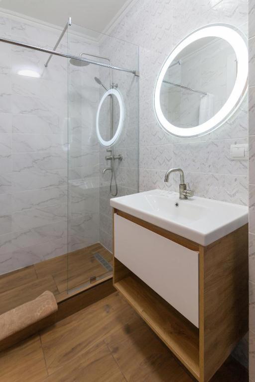 Leogrand Apartments On Lychakivska 3 Lviv Kültér fotó